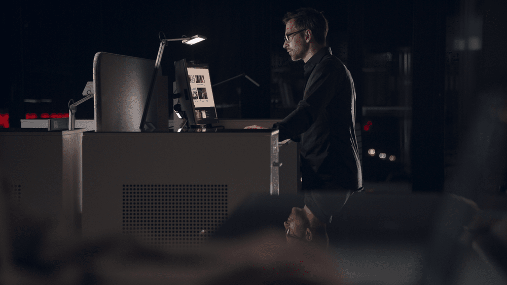 Hover image
